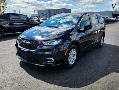2024 Chrysler Pacifica Touring-L
