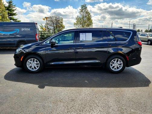 2024 Chrysler Pacifica Touring-L