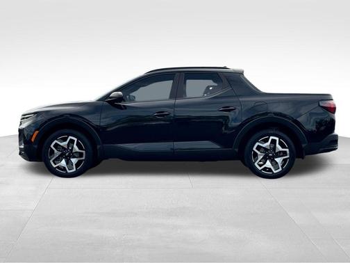 Phantom Black 2022 Hyundai SANTA CRUZ 2.5T Limited