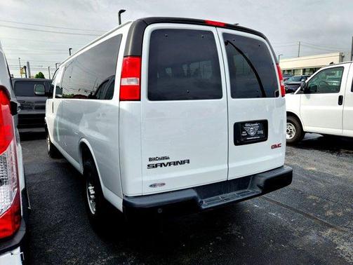 2023 GMC Savana 3500 LS