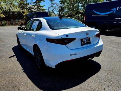 2021 Alfa Romeo Giulia Ti