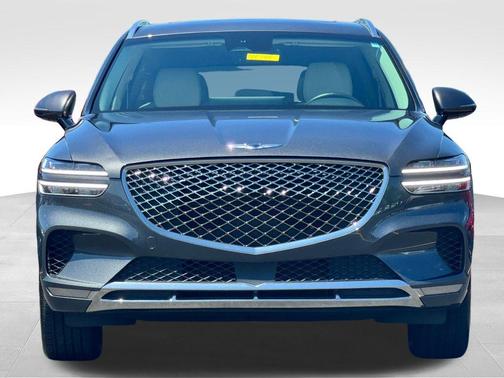 Himalayan Gray 2023 Genesis GV70 2.5T