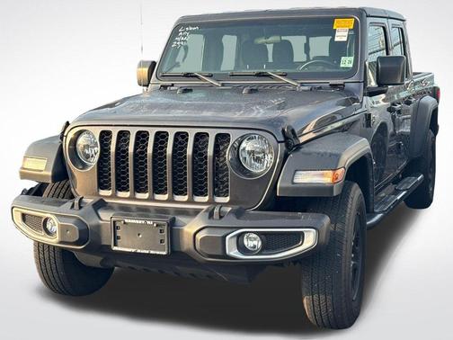 Granite Crystal Clearcoat Metallic 2023 Jeep Gladiator Sport