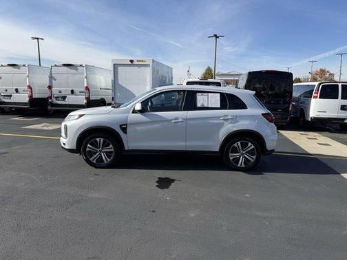 2024 Mitsubishi Outlander Sport ES