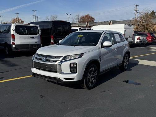 2024 Mitsubishi Outlander Sport ES