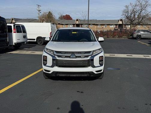 2024 Mitsubishi Outlander Sport ES