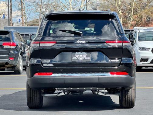 2026 Jeep Grand Cherokee Laredo X