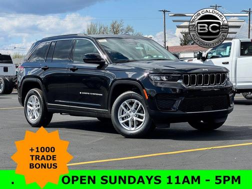 Diamond Black 2026 Jeep Grand Cherokee Laredo X