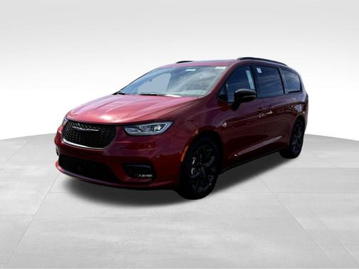 Red 2026 Chrysler Pacifica Limited