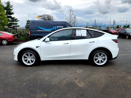 2022 Tesla Model Y Long Range