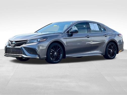 Predawn Gray Mica 2022 Toyota Camry XSE