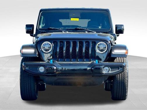 Black Clearcoat 2022 Jeep Wrangler Unlimited 4xe Sahara