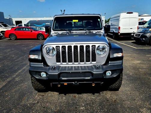 2020 Jeep Gladiator Sport