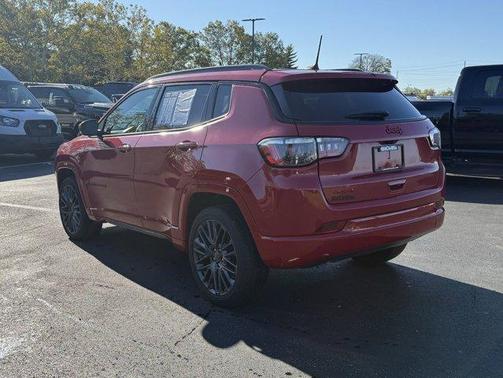 2023 Jeep Compass (RED) Edition