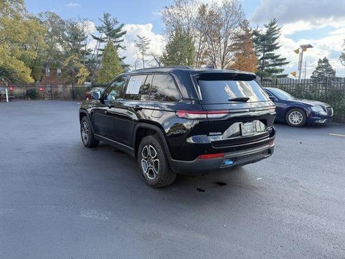 2023 Jeep Grand Cherokee 4xe Trailhawk