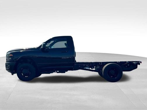 Diamond Black 2026 RAM 3500 Tradesman/Big Horn