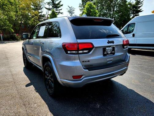 2018 Jeep Grand Cherokee Altitude