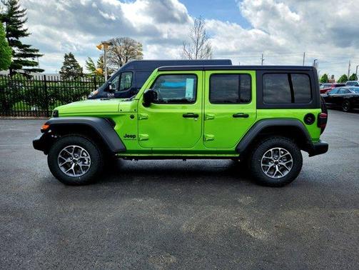 2025 Jeep Wrangler Sport