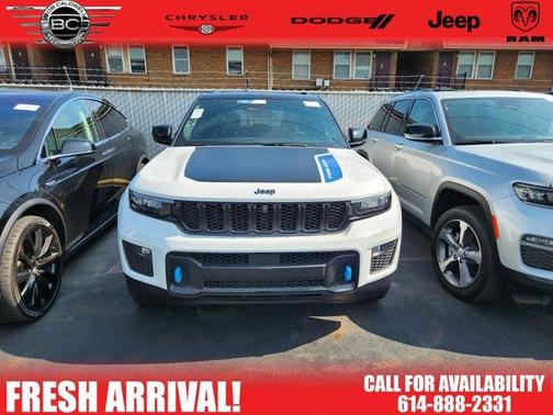 2022 Jeep Grand Cherokee 4xe Trailhawk