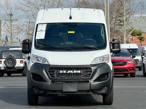 Bright White Clearcoat 2023 RAM ProMaster 2500 High Roof