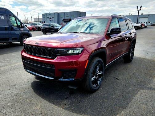 2025 Jeep Grand Cherokee L Laredo