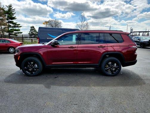 2025 Jeep Grand Cherokee L Laredo