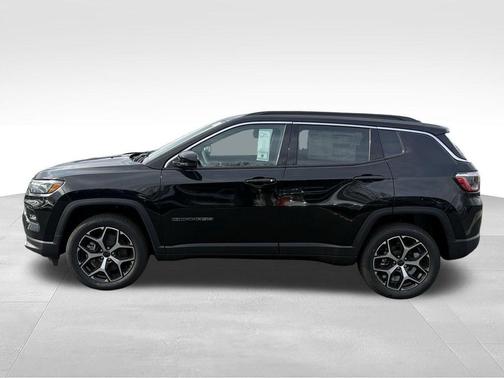 Diamond Black 2026 Jeep Compass Limited