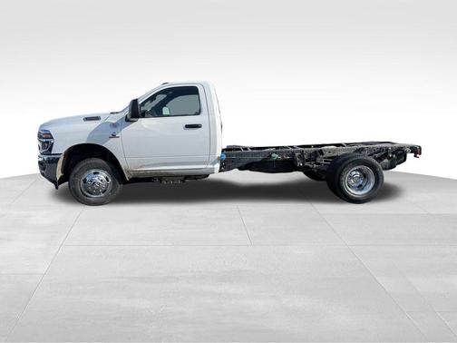2026 RAM 3500 Tradesman/Big Horn