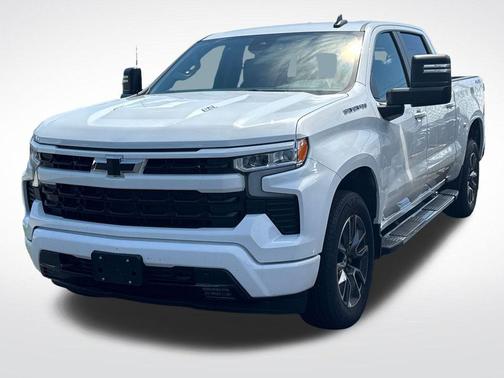 White 2024 Chevrolet Silverado 1500 RST