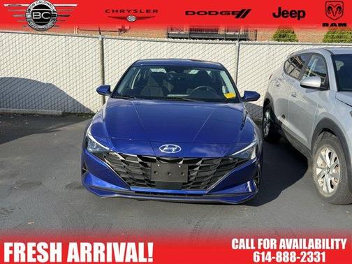 2023 Hyundai ELANTRA SEL