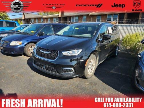 2024 Chrysler Pacifica Touring-L