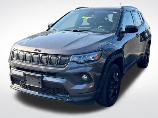 Granite Crystal Clearcoat Metallic 2022 Jeep Compass Altitude