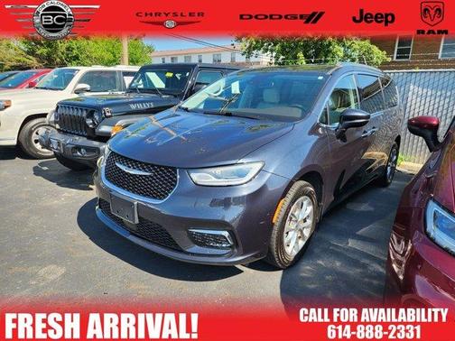 2021 Chrysler Pacifica Touring-L