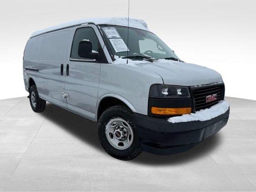 2020 GMC Savana 3500 Work Van