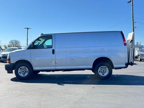 2020 GMC Savana 3500 Work Van