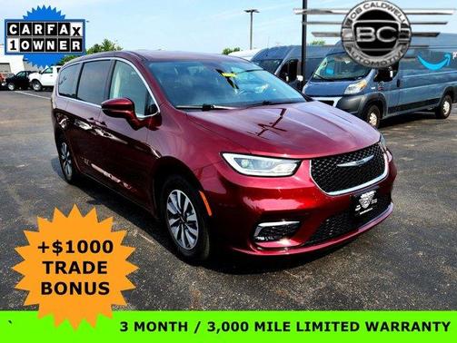 2022 Chrysler Pacifica Hybrid Touring L