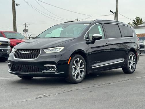 2026 Chrysler Pacifica Pinnacle