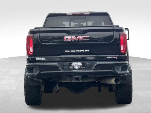 Onyx Black 2023 GMC Sierra 2500 AT4