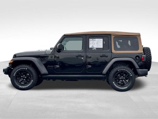 Black Clearcoat 2022 Jeep Wrangler Unlimited Sport