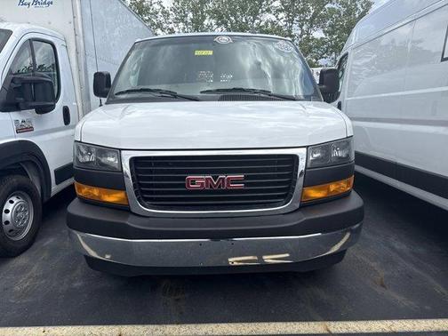 2022 GMC Savana 2500 Work Van