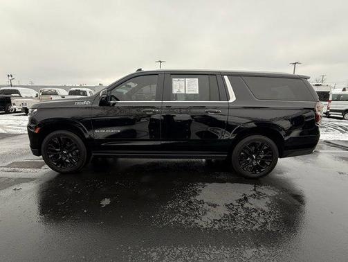 2021 Chevrolet Suburban High Country