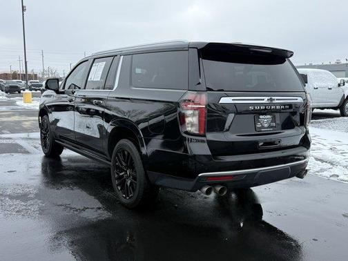 2021 Chevrolet Suburban High Country