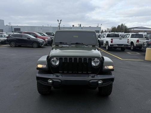 2021 Jeep Gladiator Sport