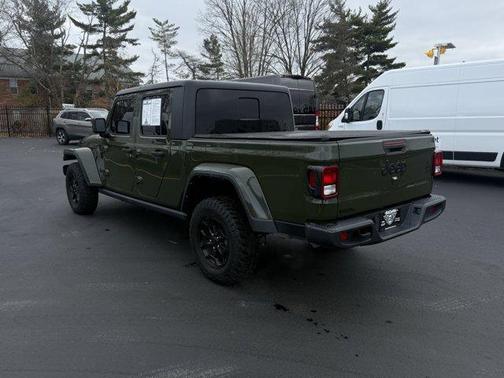 2021 Jeep Gladiator Sport