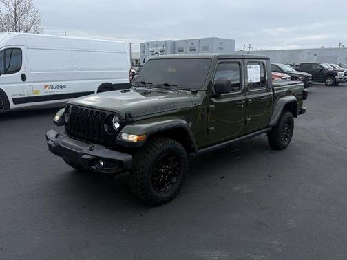 2021 Jeep Gladiator Sport