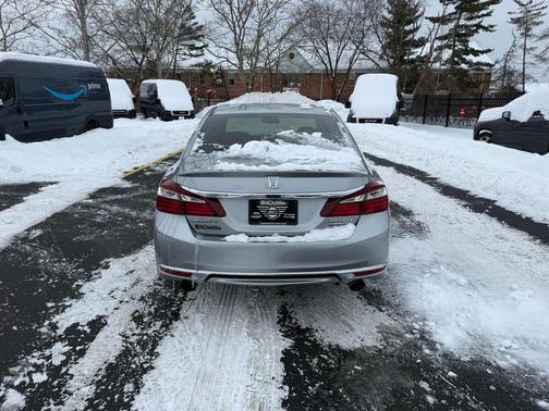 2017 Honda Accord Sport SE