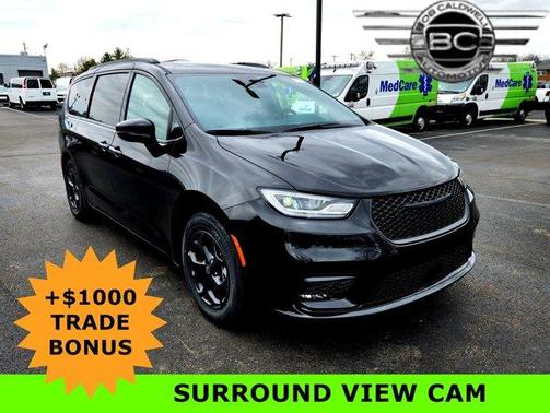 2025 Chrysler Pacifica Hybrid Select