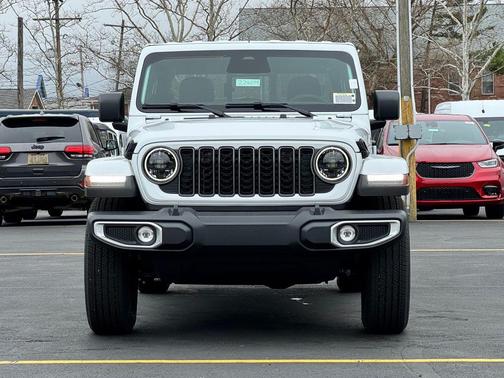 2026 Jeep Gladiator Sport
