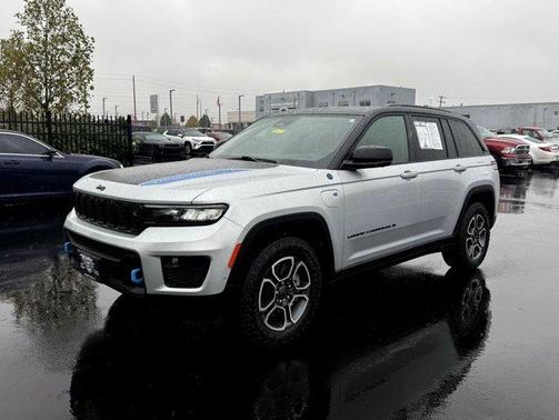 2023 Jeep Grand Cherokee 4xe Trailhawk