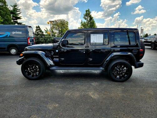 2022 Jeep Wrangler Unlimited 4xe Sahara